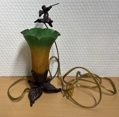 Abajur estilo Tiffany luz noturna com tulipa anjo canelado vidro verde e laranja - Imagem 1 de 4