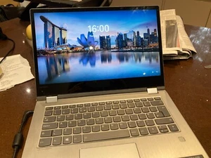 Lenovo Yoga 530 14ikb LAPTOP CORE i3 8th GEN, 360 hinge, fast charge, scratched - Picture 1 of 12
