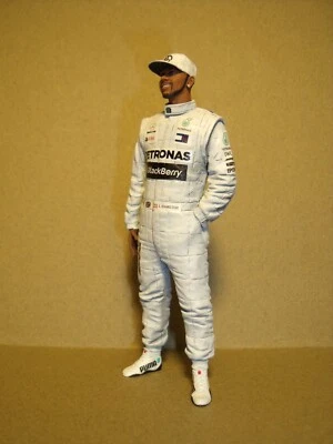 1/18 FIGURE  LEWIS HAMILTON  VROOM PAINTED  FOR  SPARK  MINICHAMPS  MATTEL - Image 1 of 4