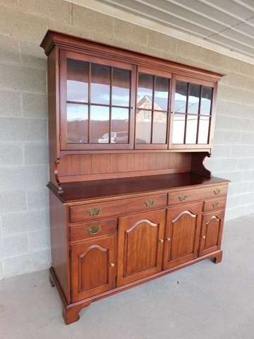 Henkel Harris 2pc Cherry Hutch / China Cabinet 66w Cover
