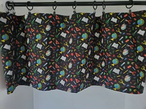 Símbolos escolares de cenefa para todos los temas aula ventanas 42""W x 14""L - Imagen 1 de 8