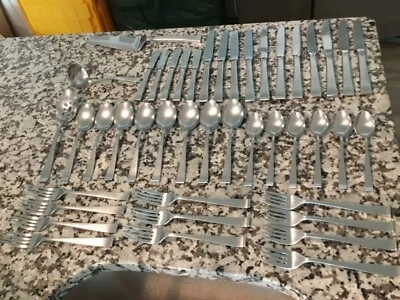 Lyon NUEVO ENCANTO Acero Inoxidable Satinado Mango Brillante Cuenco ELECCIÓN Cubiertos Foto 1 de 2