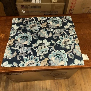 Encore Faux Roman Lined Shade Valance Blue/white Floral Pattern 23”length X26”w - Picture 1 of 4