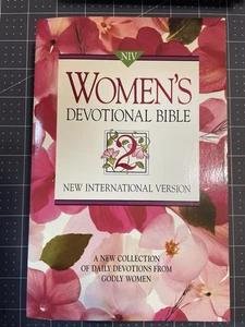 Bible Women’s Devotional 2 NIV New International Version Zondervan Paper 1995 - Imagen 1 de 2