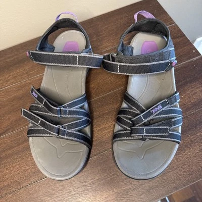 Sandalias de senderismo Teva Tirra 4266 para mujer negras, moradas, grises con tiras talla 10 EE. UU. Foto 1 de 4