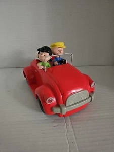 Hallmark Snoopy Summer Fun Red Car Bank with Lights & Sound Peanuts Gallery - Picture 1 of 7