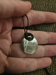 Vintage Retro I LOVE YOU Silber geätzt Halskette Anhänger mit Nylon Kette RAR!🩶 - Bild 1 von 10