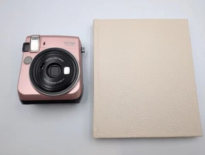 Fujifilm Instax Mini 70 Sofortbildkamera Rosegold Limited Edition getestet + Album - Bild 1 von 11