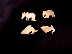 A LOT OF 4 VINTAGE CARVED MOTHER OF PEARL FIGURES 2 FISH, ELEPHANT, BUFFALO - Picture 1 of 3