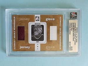 2005-06 Patrick Roy ITG Ultimate Memorabilia Game Used Jersey and Glove 20/25