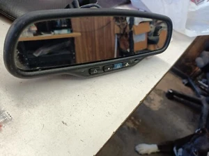 2003-2006 Chevrolet Tahoe Rear View Mirror 11015322 OEM FLAWS SEE PICS - Picture 1 of 7