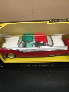 Road Signature 1:43 1955 Ford Crown Victoria / Red-White - Picture 1 of 3