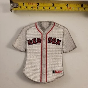 Boston Red Sox Jersey geformter Aufnäher wurde zuvor aufbügelt - Bild 1 von 3