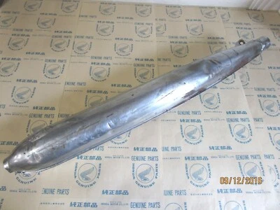 Silenciador HONDA S90 HONDA SUPER 90 USADO 18300-028-010 Foto 1 de 4