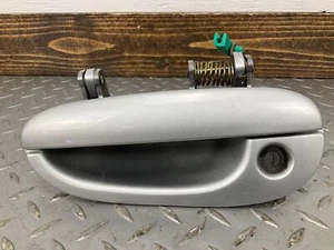 00-02 Manija de puerta exterior izquierda Plymouth Prowler Driver (Prowler Silver PSA) OEM - Imagen 1 de 8
