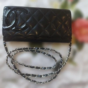 Cartera Larga CHANEL Línea Cambon Negra Acolchada Solapa Cadena Plateada Usada Japón - Imagen 1 de 19