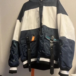 Hololive ZOZOTOWN Hoshimachi Suisei Jacket Size L Ribbon Set Navy Vtuber - Bild 1 von 4