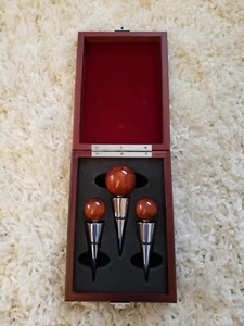 Woodgrain Wine Bottle Stopper Set Premium Stainless Steel In Case - Picture 1 of 4