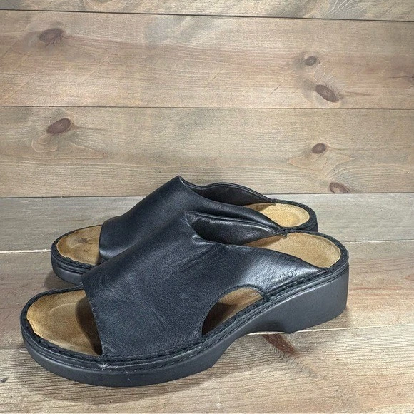 sandálias confortáveis naot rome feminino tamanho 39 sapatos couro preto slip on wedge - Imagem 1 de 4