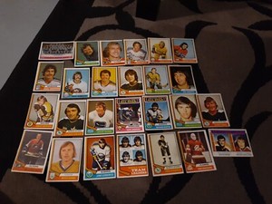 1974-75 O-Pee-Chee 27 Vintage Hockey Cards Lot & Includes 9 Rookie Cards L@@K!!