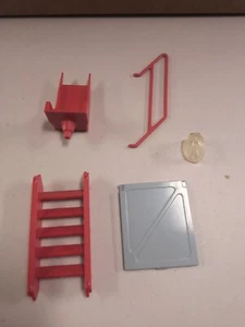 Batman Batcave Accessories 1989 Playset Parts Toy Biz Vintage Collectible - Picture 1 of 1