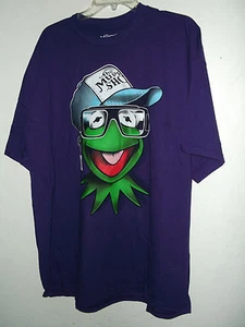 NEW MUPPIT T SHIRT BY DISNEY KERMIT IN A BALL CAP size S or XL or XXL - Picture 1 of 2