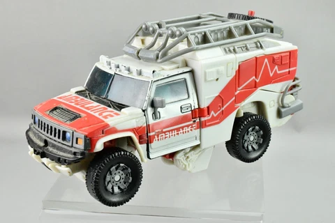Transformers Movie Rescue Ratchet Complete Voyager 2007 Cover