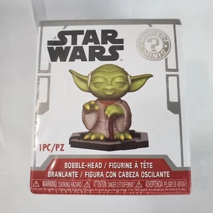 Funko POP! Star Wars Mystery Minis Yoda Bobble-Head Mystery Pack Sealed - Picture 1 of 11