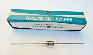 Semiconductor de diodo zener eléctrico general Z4XL12B NUEVO EN CAJA - Imagen 1 de 5
