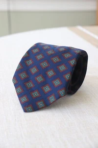 H. N. White London x Steed Hand Made Navy Red Green Geometric Neat Wool Challis - Picture 1 of 10