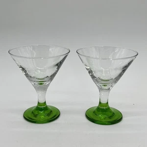 Libbey Juego de 2 vasos pequeños de cóctel Martini 3,75” base verde 3 oz - Imagen 1 de 6