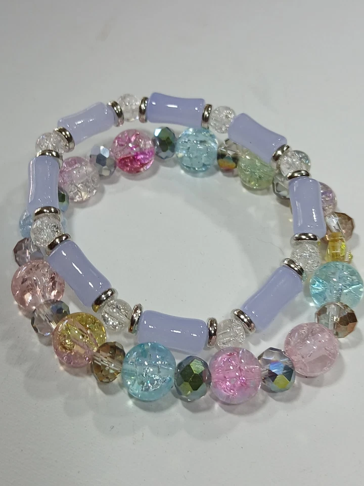 Pulsera elástica hecha a mano de vidrio azul y cuarzo con cuentas, ajustable, única Foto 1 de 3