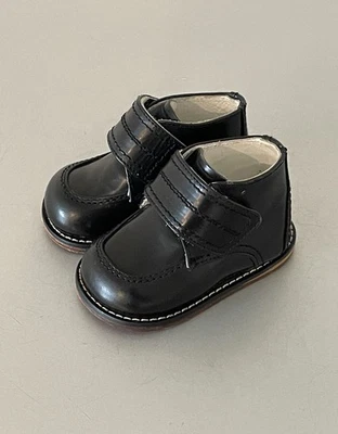 Josmo Infant Toddler Size 2 Unisex First Walker Oxford Black Leather Easy Strap - Image 1 of 4