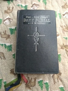 St. Joseph DAILY MISSAL and HYMNAL 1966 New Revised Liturgy Catholic Pub. - Picture 1 of 13