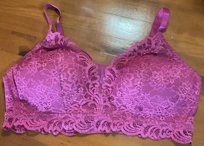 Sujetador inalámbrico de encaje Bali Beautifully You estilo 6591 talla grande rosa oscuro Foto 1 de 4