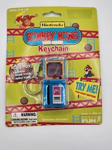 Nintendo Donkey Kong Vintage Basic Fun Keychain #495-0 Rare - Bild 1 von 2