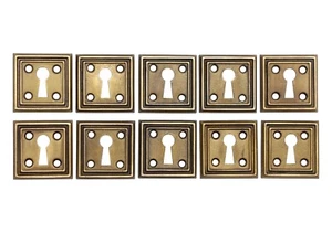 Set di 10 coperture per porta quadrata in ottone pressato Art Déco - Foto 1 di 2