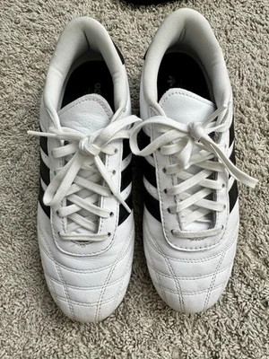 Adidas taekwondo Shoes - Size 7 - Preowned. - Image 1 of 4