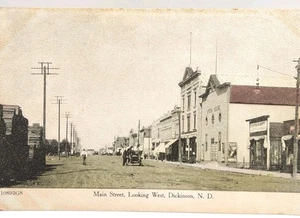 Postkarte um 1910 - Main Street mit Blick nach Westen - Dickinson, North Dakota. #-7743 - Bild 1 von 14