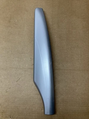 INFINITI QX56 QX80 2011-19 CUBIERTA DE RIEL DE TECHO DELANTERO IZQUIERDO Foto 1 de 4