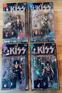 Vintage 1997  KISS Ultra Action Figures Set Of 4 Figures w Album Covers - Picture 1 of 5