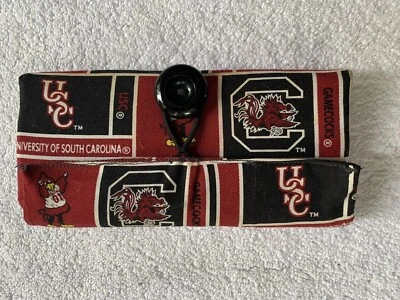 "Cartera de chequera para mujer de Carolina del Sur Gamecocks de 4"" X 7"" botón de tela" Foto 1 de 4