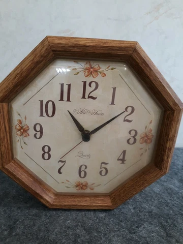 New Haven Retro 9" Octagon Quartz Floral Wood Wall Clock  USA Made, Working Cover