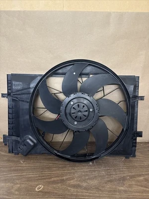Ventilador radiador refrigeración motor Mercedes Benz W203 C230 2005-2007 fabricante original Foto 1 de 4