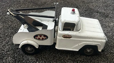 Camión grúa Tonka AA guardabarros redondo original vintage con grúa Foto 1 de 4