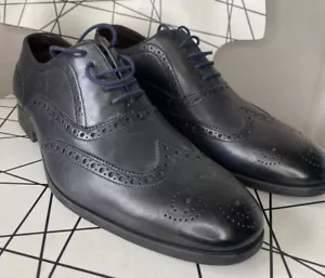Mens CLARKS TOR England Dark Navy Blue Leather Lace Up Brogues size UK 11 G - Picture 1 of 10