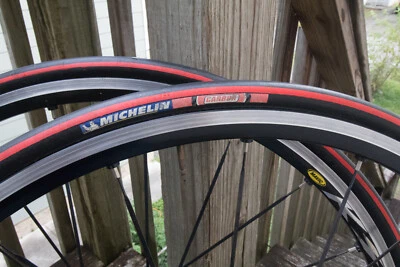 Bicicleta de carretera personalizada Specialized S-Works, Campagnolo Chorus, juegos de dos ruedas Foto 1 de 4