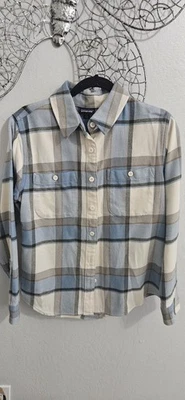 Camisa de manga larga para mujer Foto 1 de 3