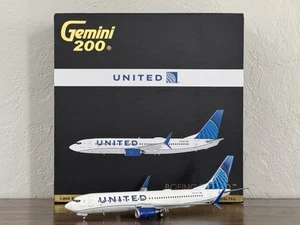 Gemini Jets United Airlines Boeing 737-800 N37267 Evo Blue Livery 1:200 Model - Picture 1 of 6