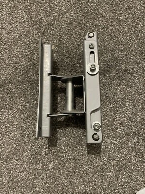 TV Wall Bracket Mount Silver Holds 30 Inch TV - Image 1 of 3